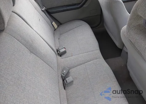 2001 Subaru Forester L z USA, uszkodzony, nr VIN JF1SF63521H710947